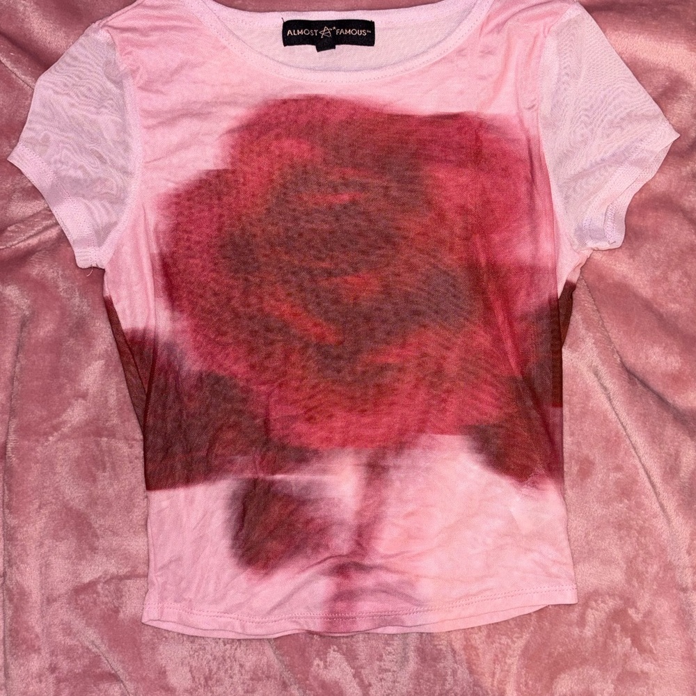 Almost Famous Pink and Red Rose Print Short Sleeve Top